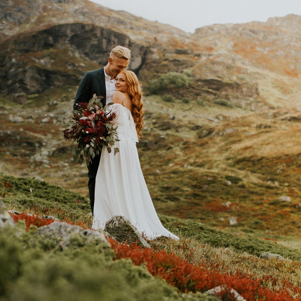 fall elopement autumn wedding