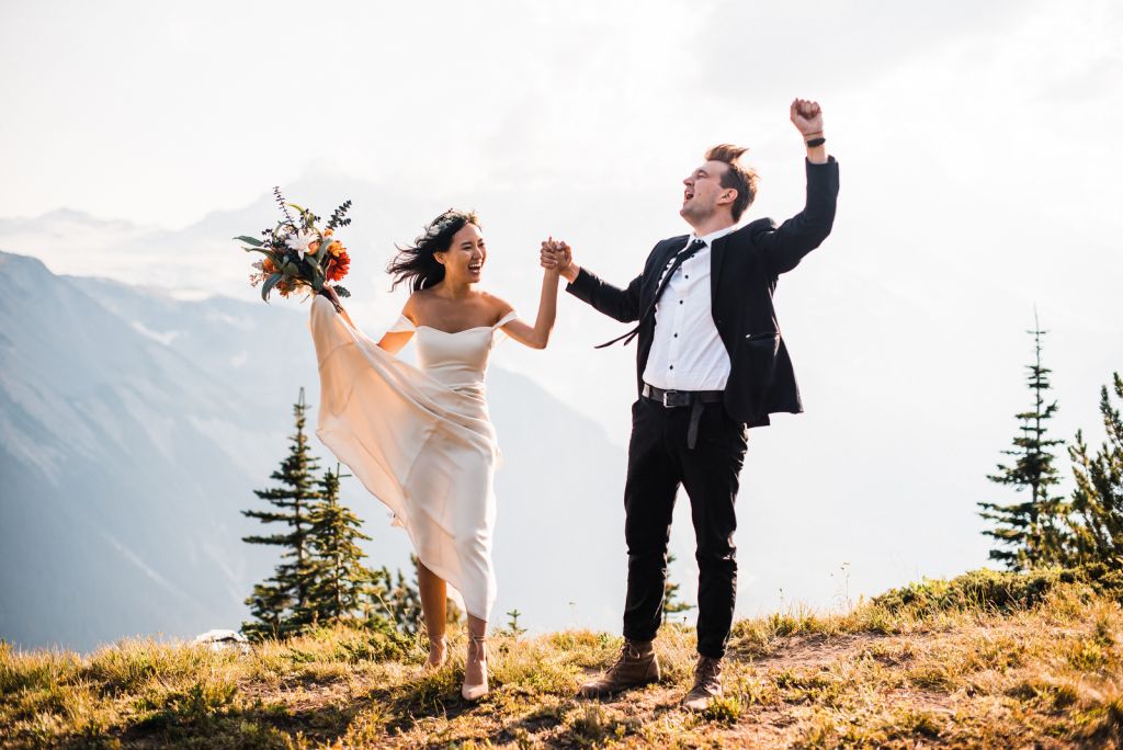 mount rainier washington pacific northwest pnw mountain elopement wedding