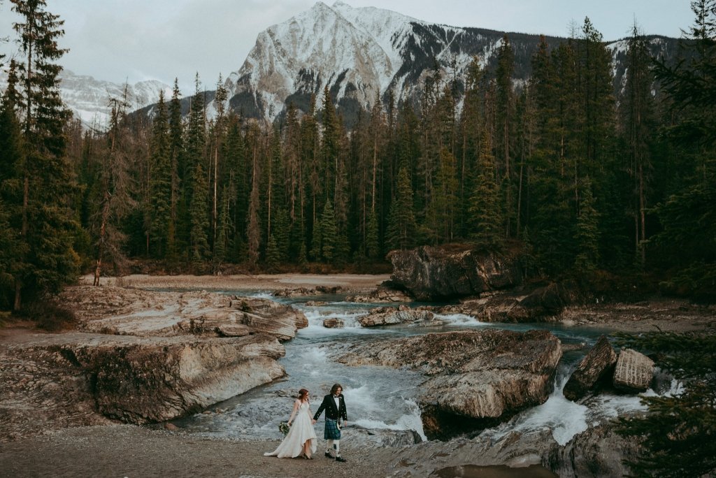 Fall mountain elopement at Emerald Lake Lodge in Yoho National Park, BC, Canada