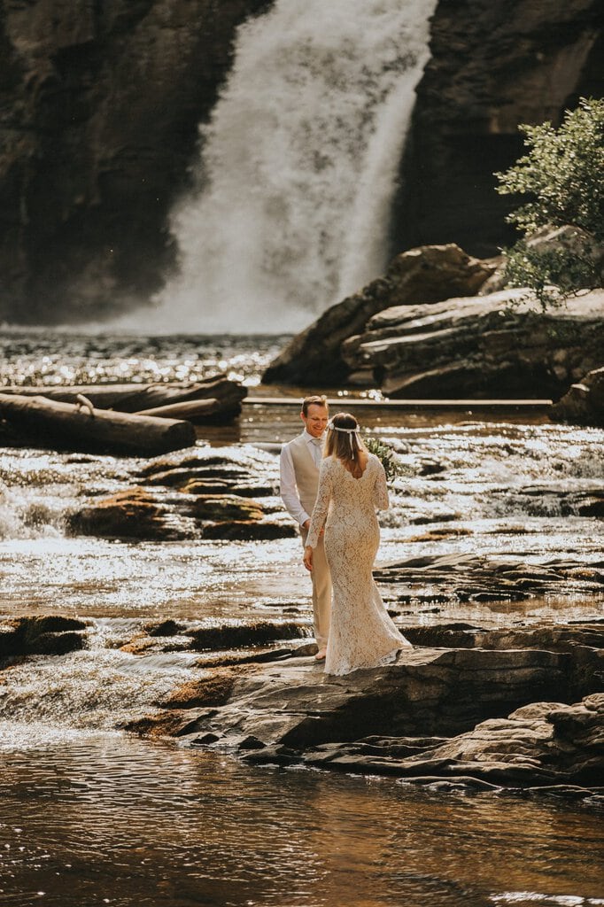 monica leavell photo linville gorge wilderness north carolina adventure elopement 005 bride and groom adventurous elopement.