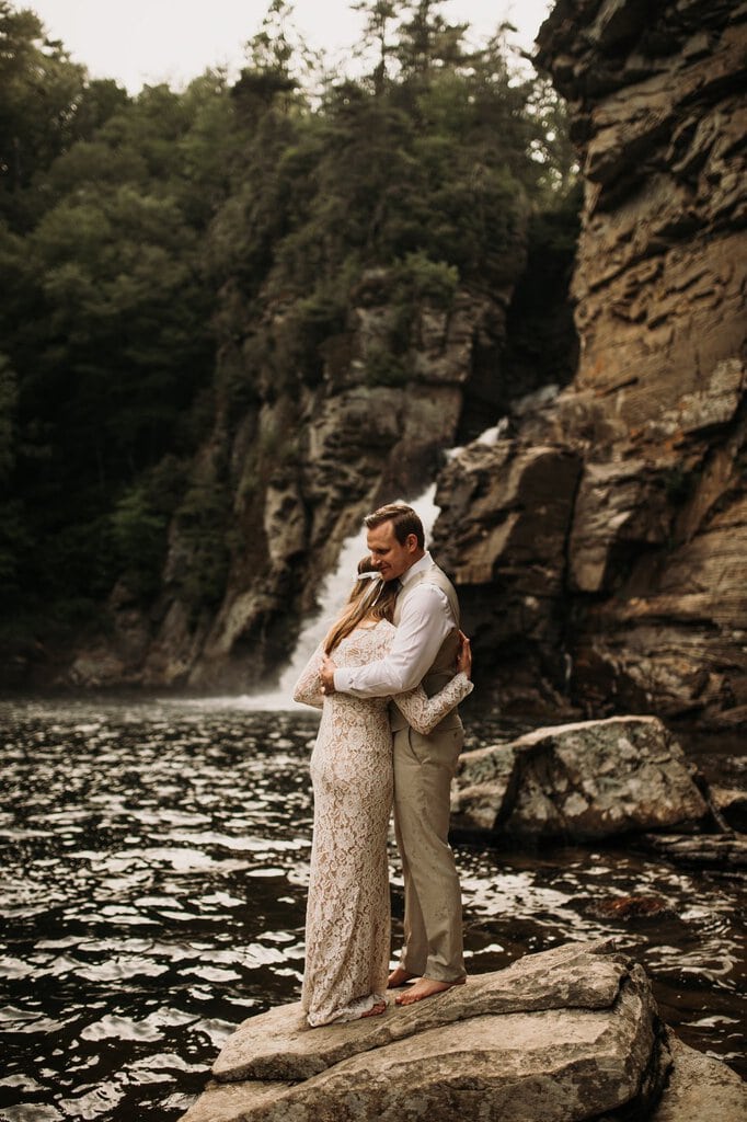 monica leavell photo linville gorge wilderness north carolina adventure elopement 022 Boho elopement in North Carolina.