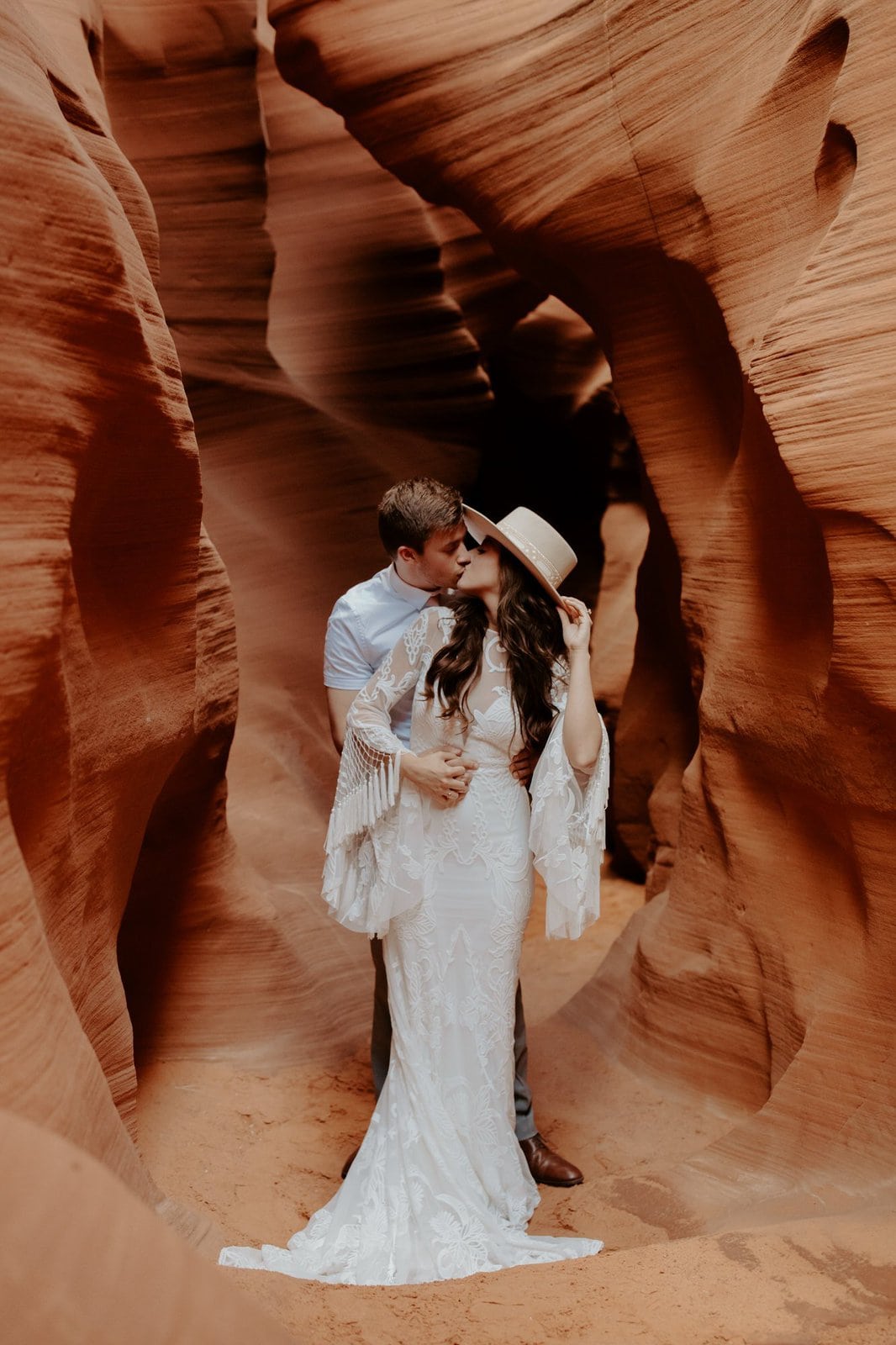 Savanna-Kaye-Horseshoe-Bend-Antelope-Canyon-Elopement_Arizona-3404 Arizona elopement photography.