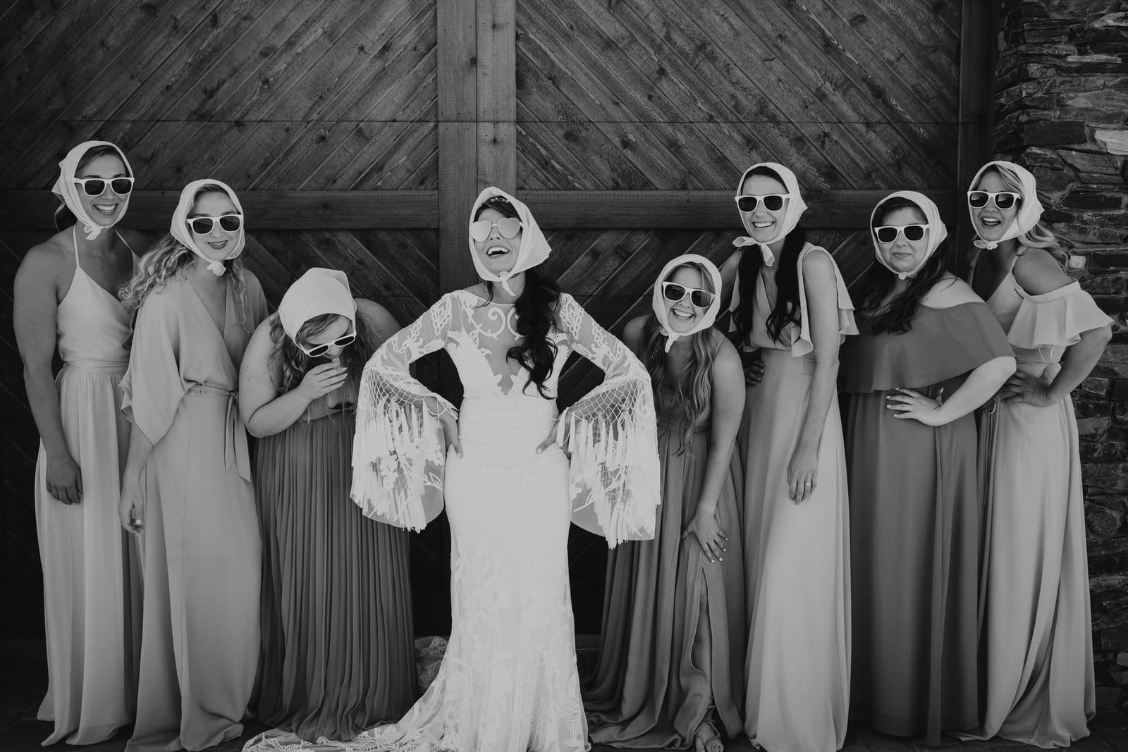 Savanna-Kaye-Horseshoe-Bend-Antelope-Canyon-Elopement_Arizona funny bridesmaid portraits.