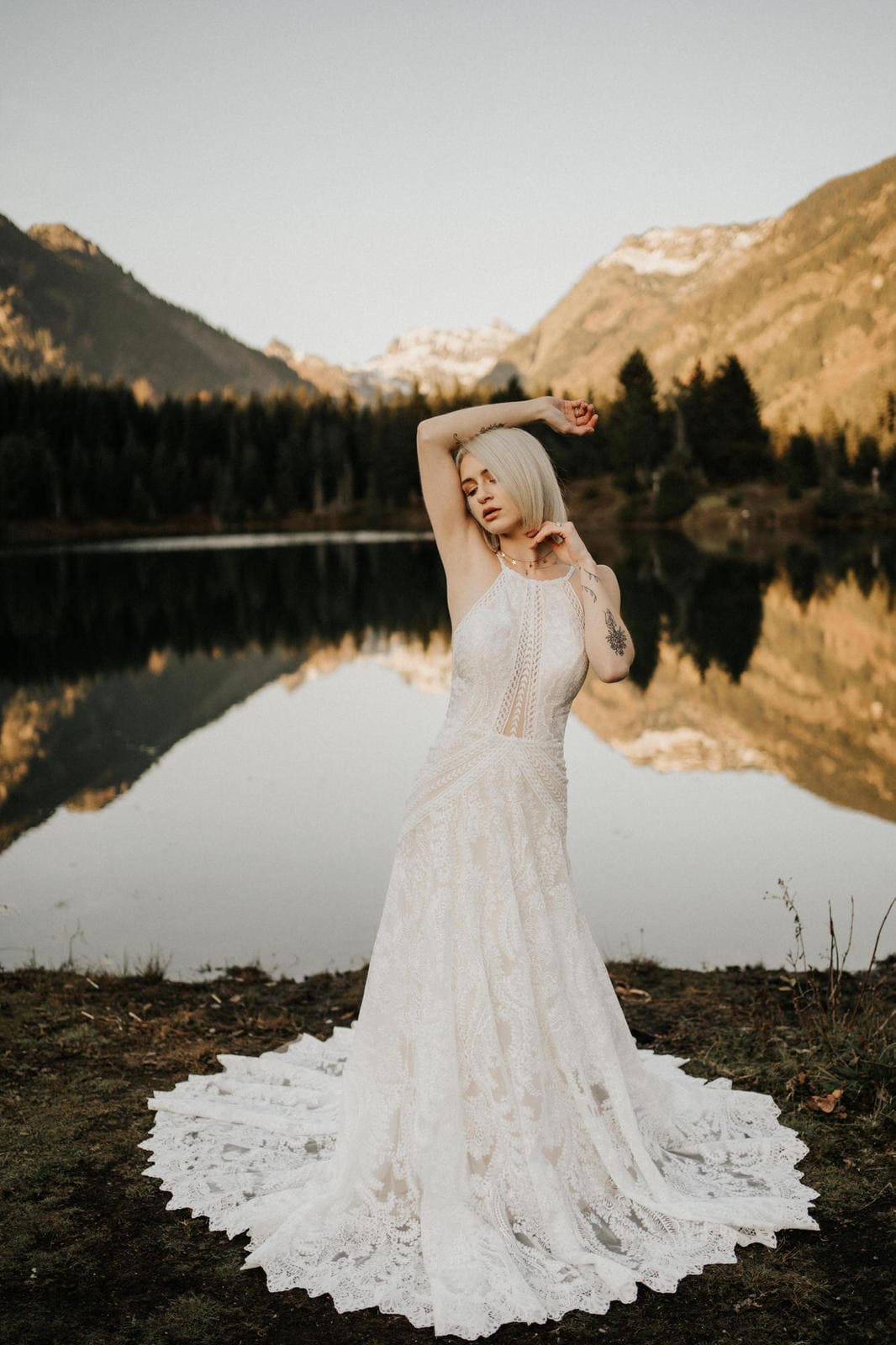 Bridal portraits from Essense of Australia.