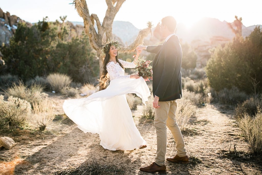 AimeeFlynn_aimeeflynnphoto.com_12.8.19 Bride and groom share a first dance together.