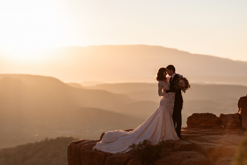 JamieAkers_www.magnoliawyld.com_11.6.19 secluded first dance moment photography.