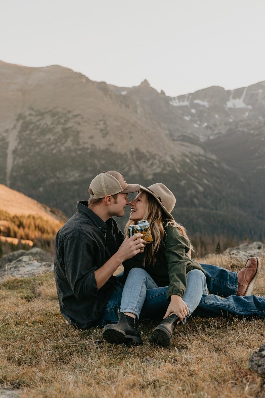 JessicaCooke_www.jesscookephotography.com_10_29_19 fun and relaxed photo session with couple.