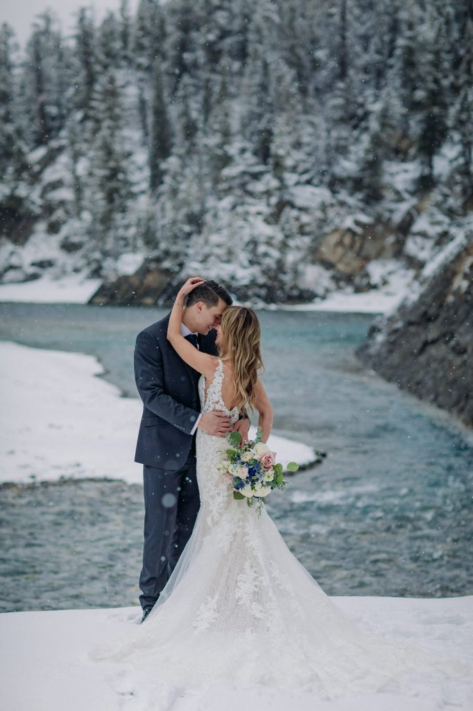 winter wedding portraits.