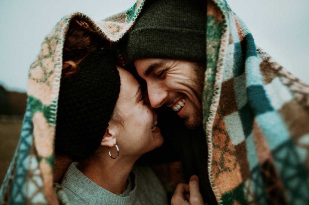 sweet engagement photos