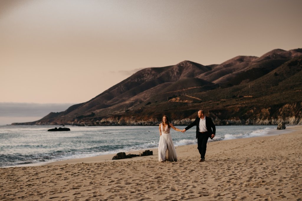bride and groom by Big Sur beach