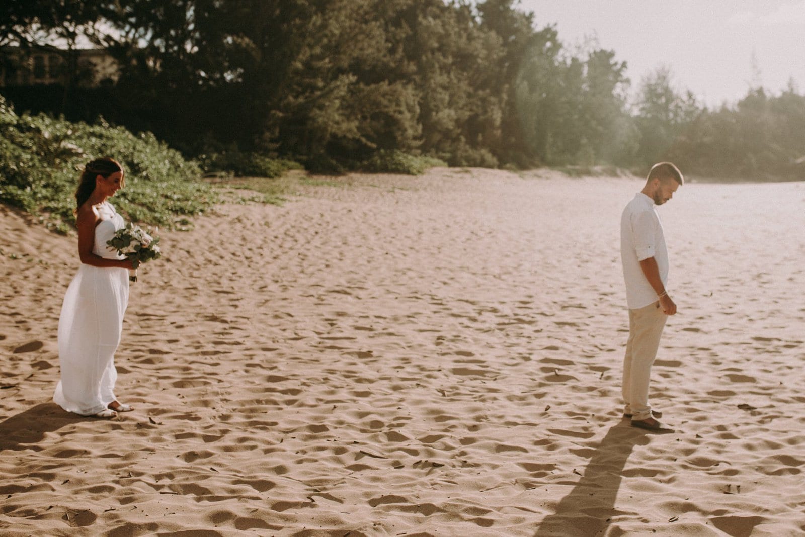 maui wedding photography-12 first look during maui elopement