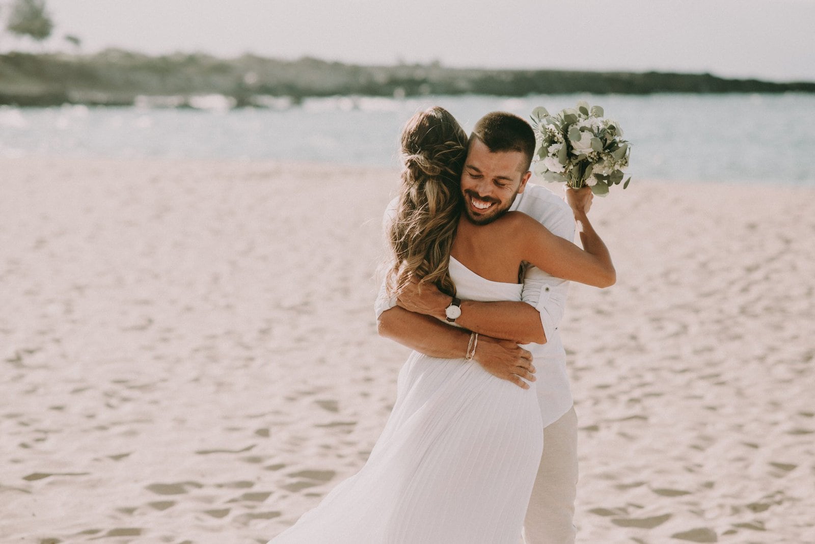 maui wedding photography-14 first look in hawaii