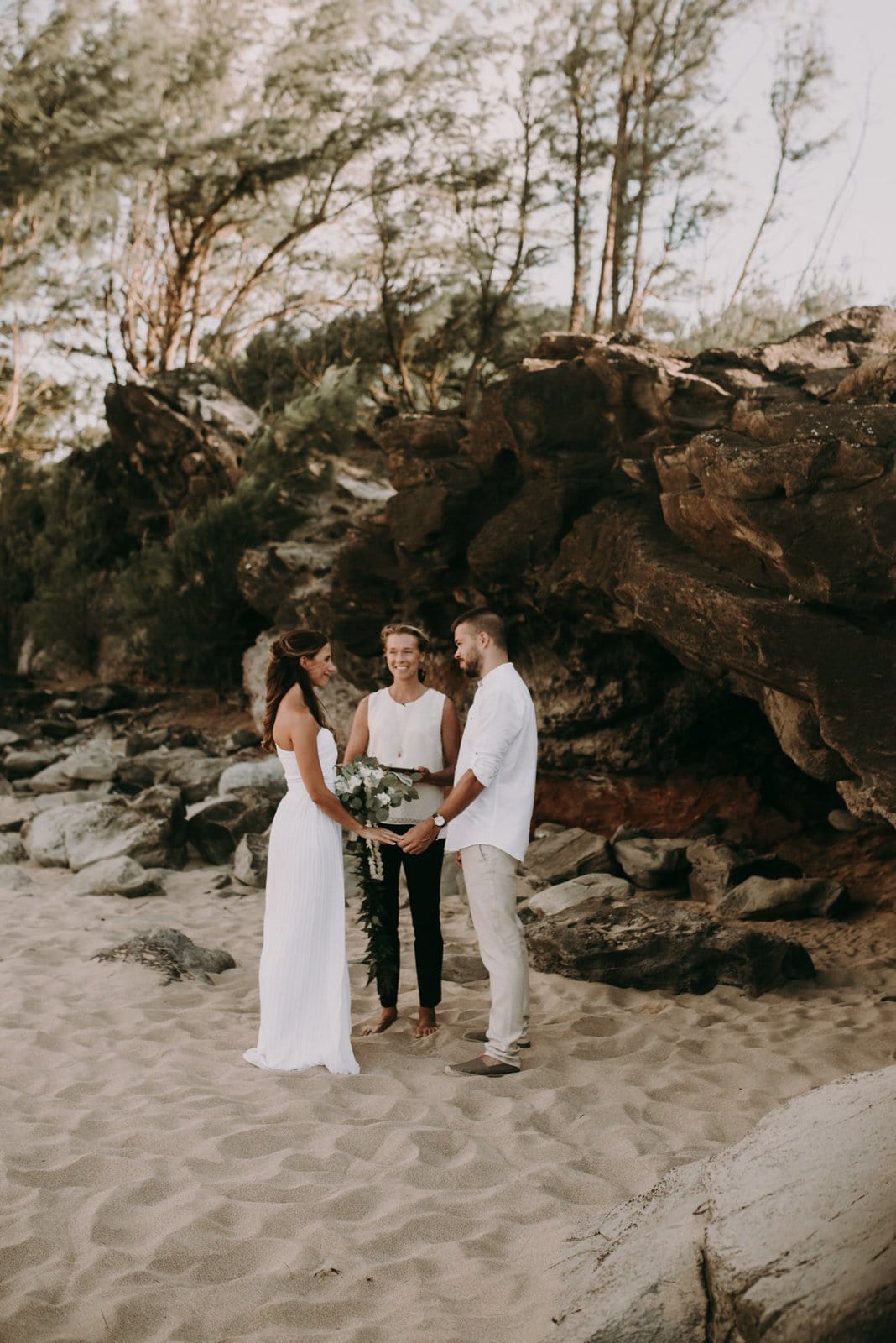 maui wedding photography-18 hawaii beach ceremony