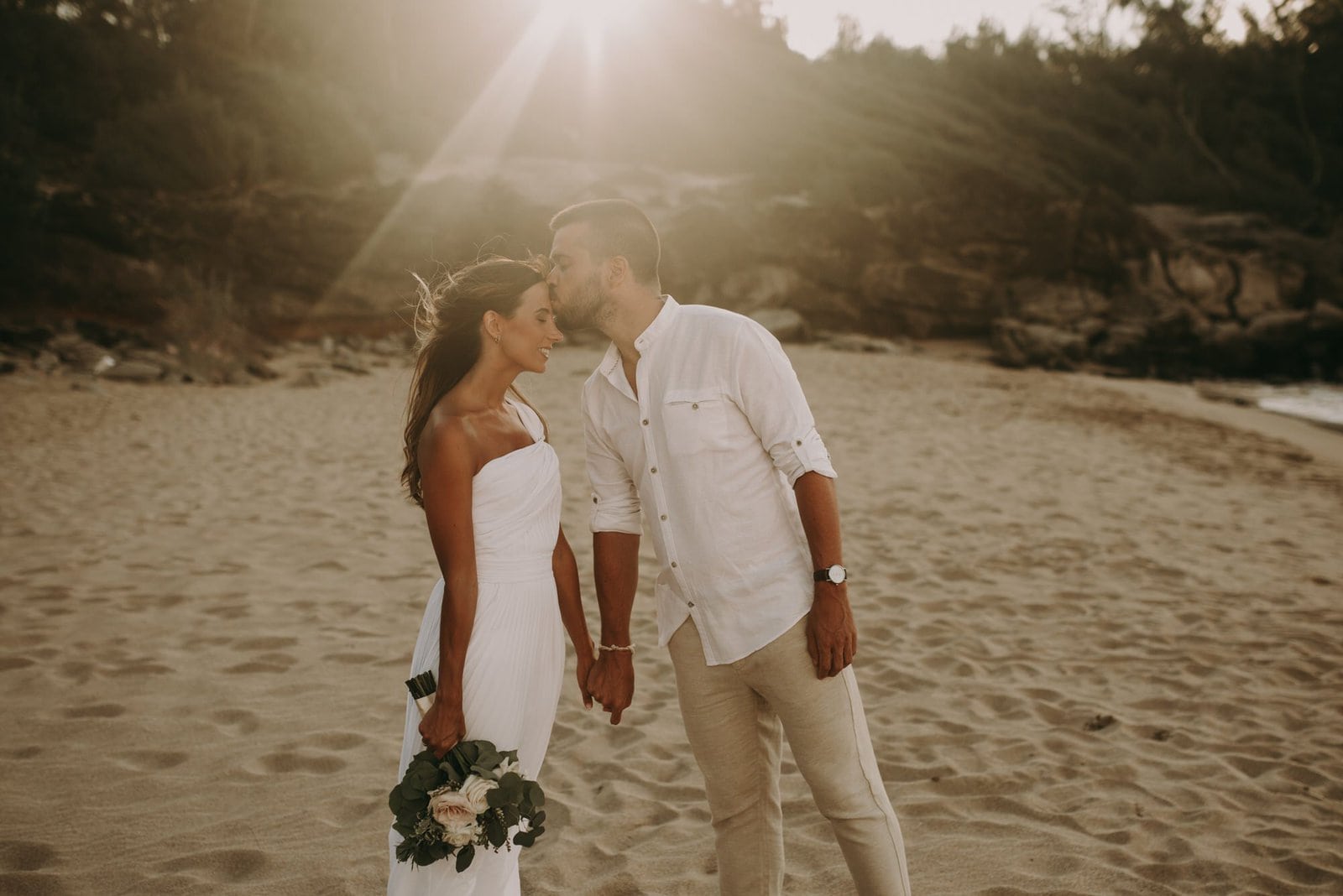maui wedding photography-45 sunset elopement pictures in Hawaii