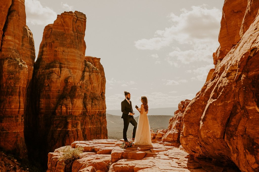 how to shop for a wedding dress