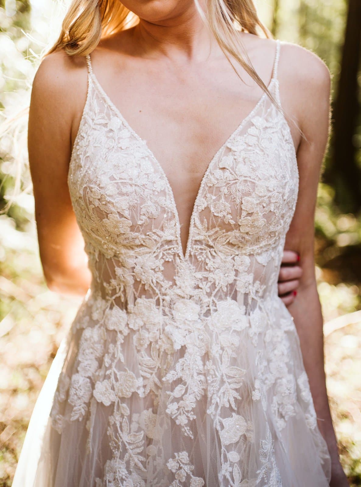 Essence of Australia | Q1 2020 Essense of Australia D2840 details on front