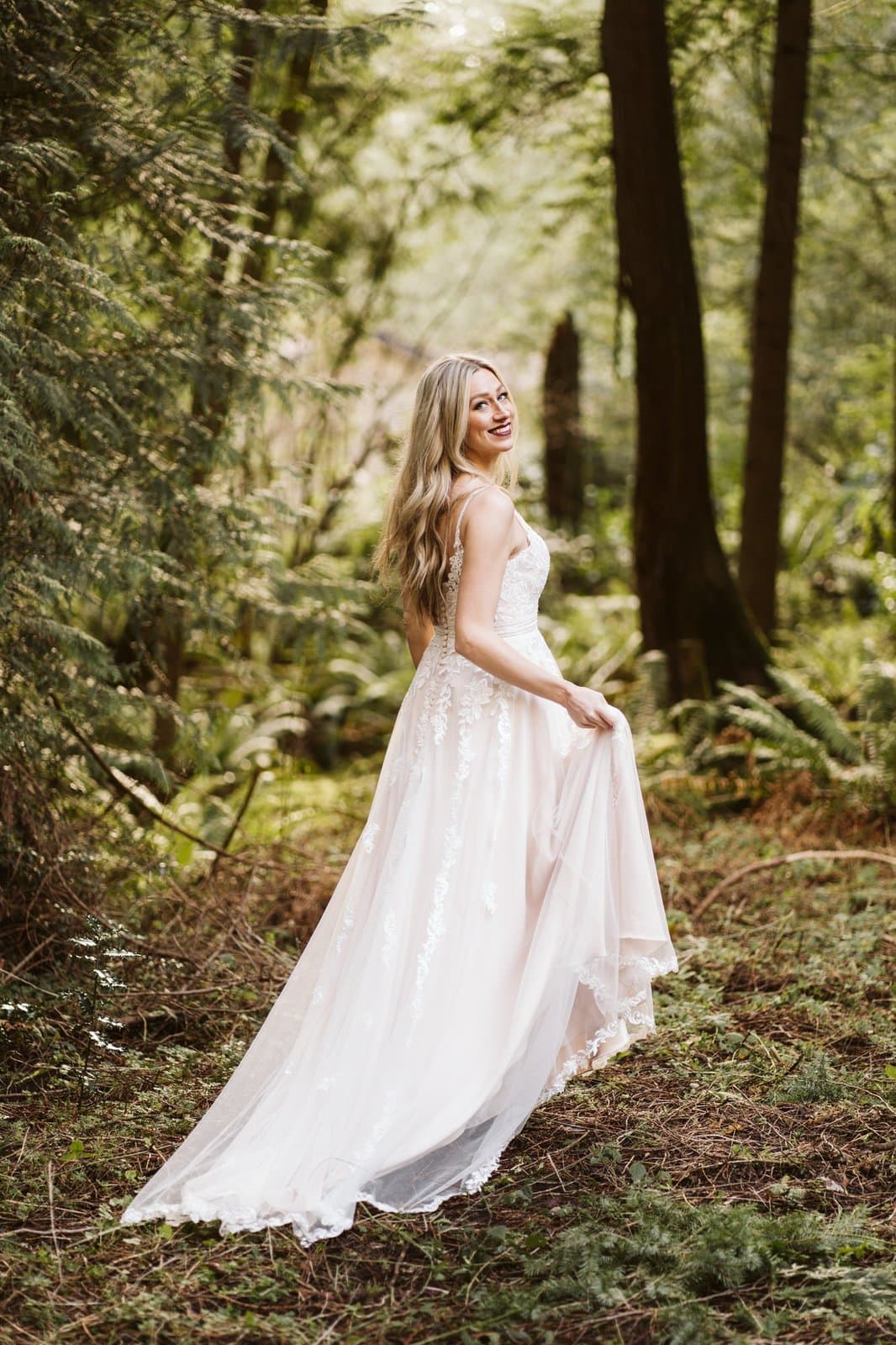 Essence of Australia | Q1 2020 Essense of Australia D2782 style