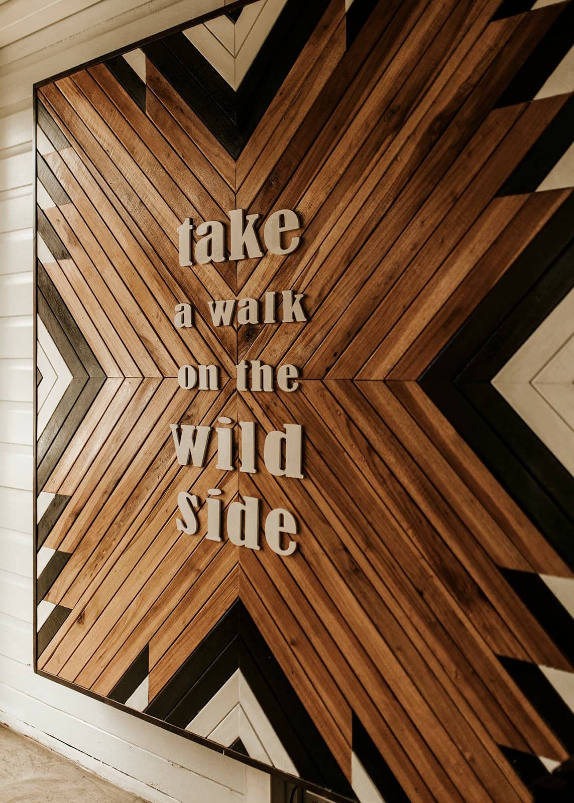 Jamie & Joey selina signage