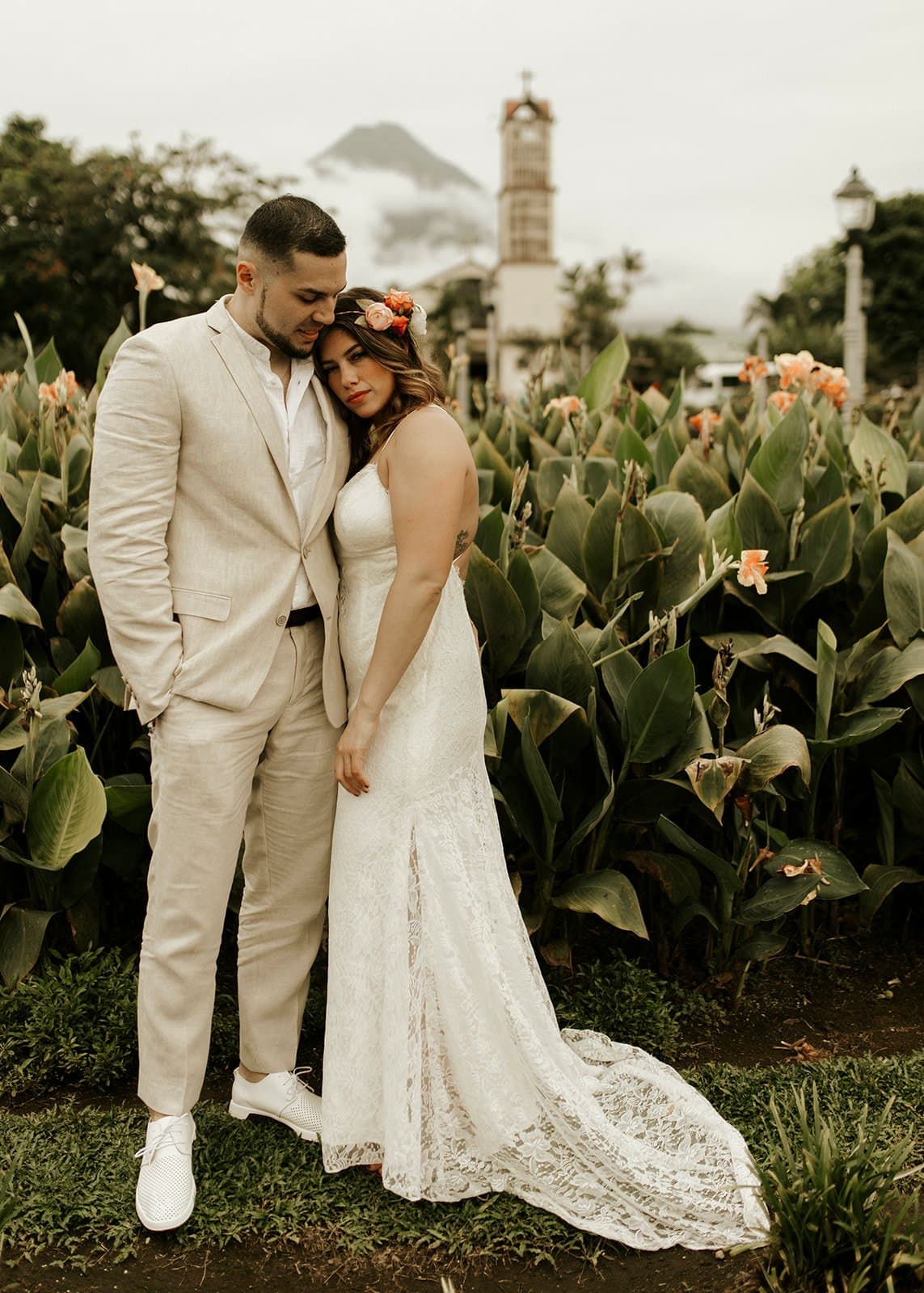 Jamie & Joey wedding photography in Costa Rica