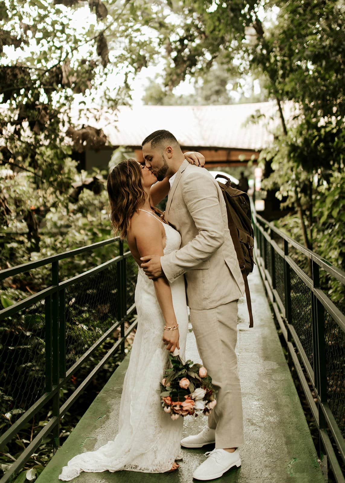 Jamie & Joey wedding portraits at la fortuna