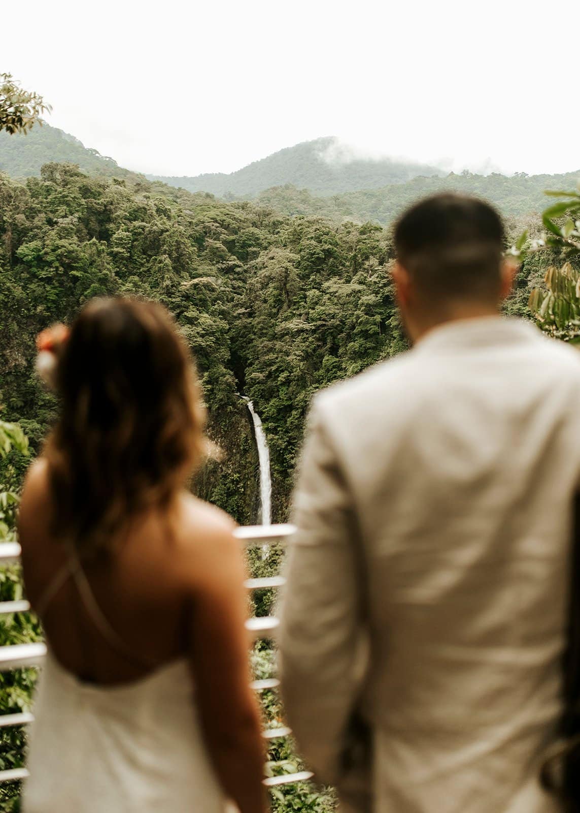 Jamie & Joey couple in costa rica during wedding