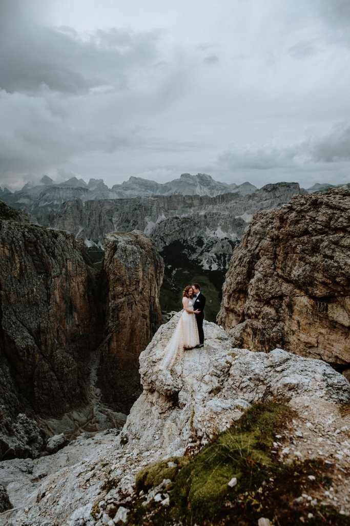 Dolomites hiking elopement advenutre