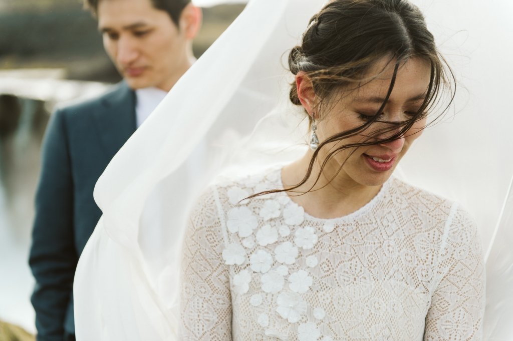 romantic Iceland elopement