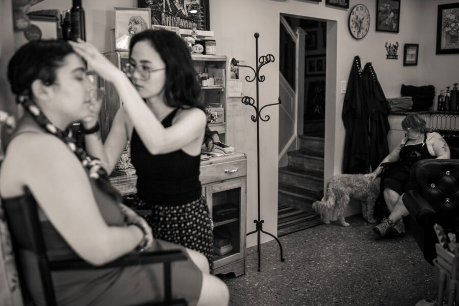 We have local vendors to recommend for your make up and hair style. 