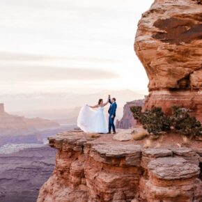 Watch The World Wake Up Around You On Your Wedding Day – A Sunrise Elopement In Canyonlands National Park